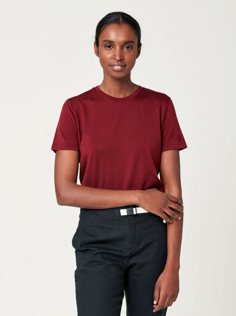 Women's Merino Base T-shirt - Red Wine in the group Women's / T-shirts at RÖYK (2155050_r)