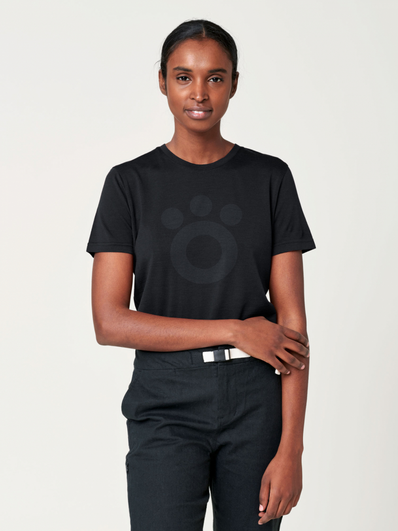 Women's Merino T-shirt - Big Black Logo in the group Women's / Hoodies & sweaters / T-shirt at Röyk (2855880_r)