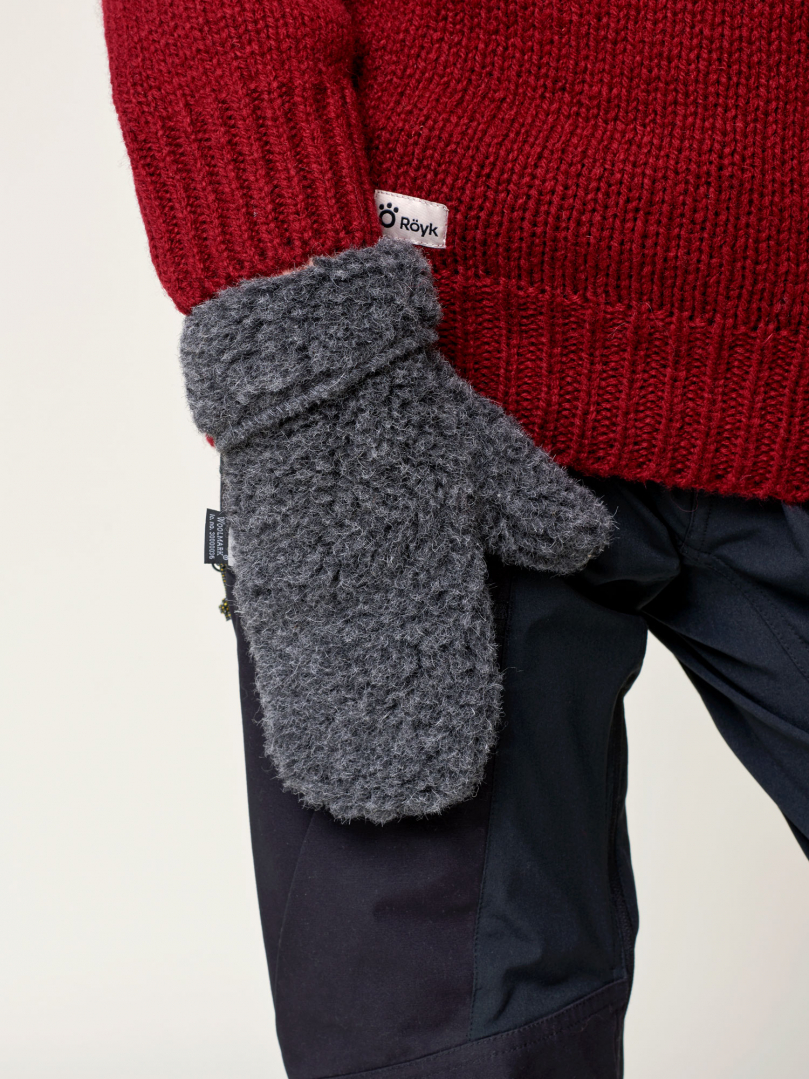 Wool Pile Mittens - Dark Grey in the group Accessories / Mittens / Wool gloves at Röyk (46551131_r)