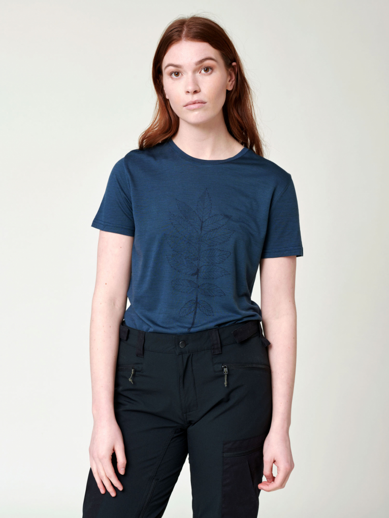 Women's Merino T-shirt - Blue Rowan Leaf XS i gruppen Dam / Tröjor - Dam / T-shirt - Dam hos Röyk (2855860)