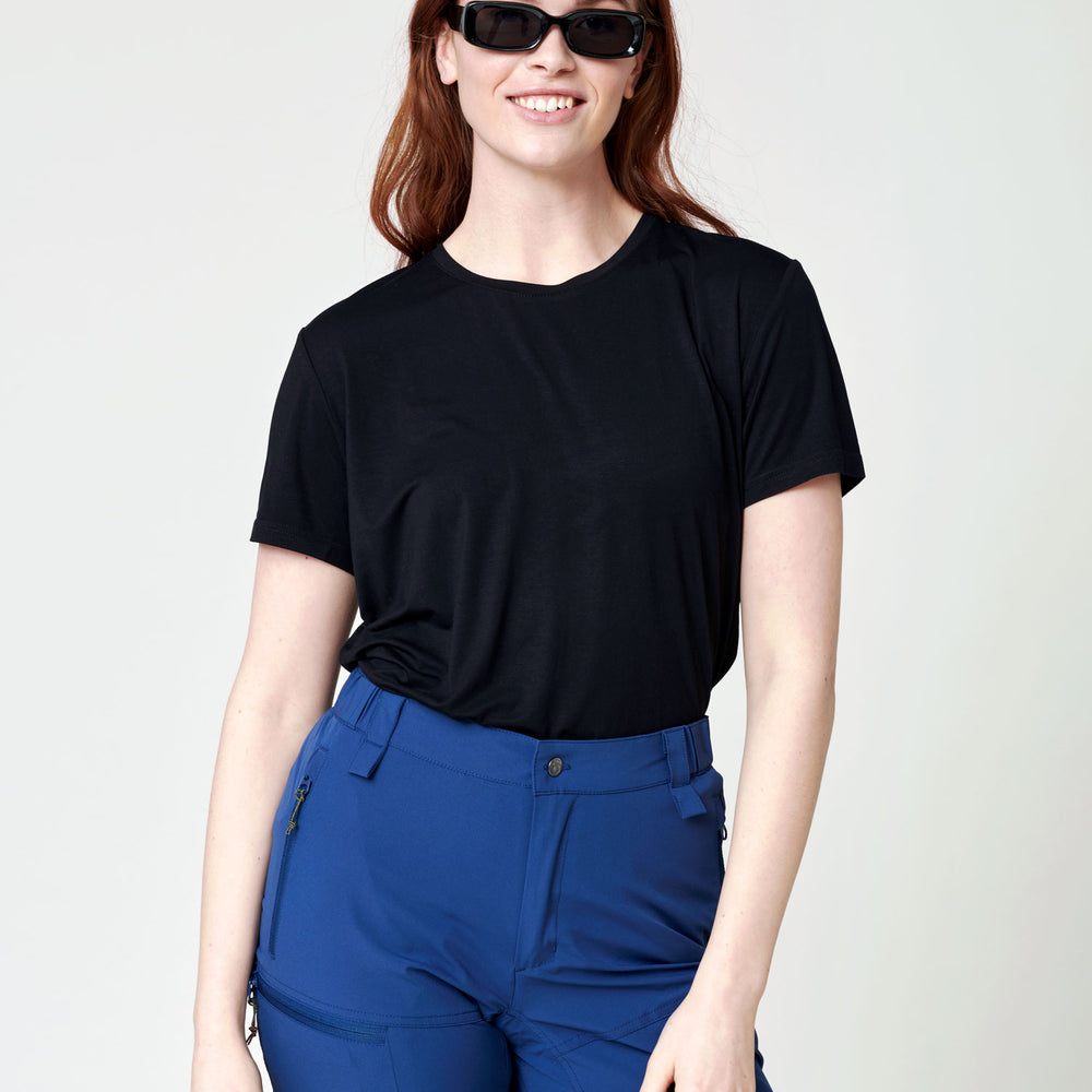
                  
                    Women's Merino T-Shirt - Black
                  
                
